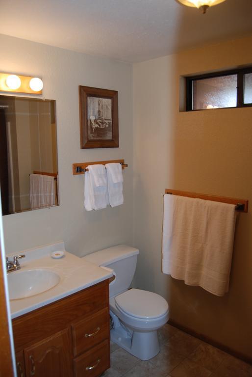 Edelweiss Lodge Мамът Лейкс Екстериор снимка