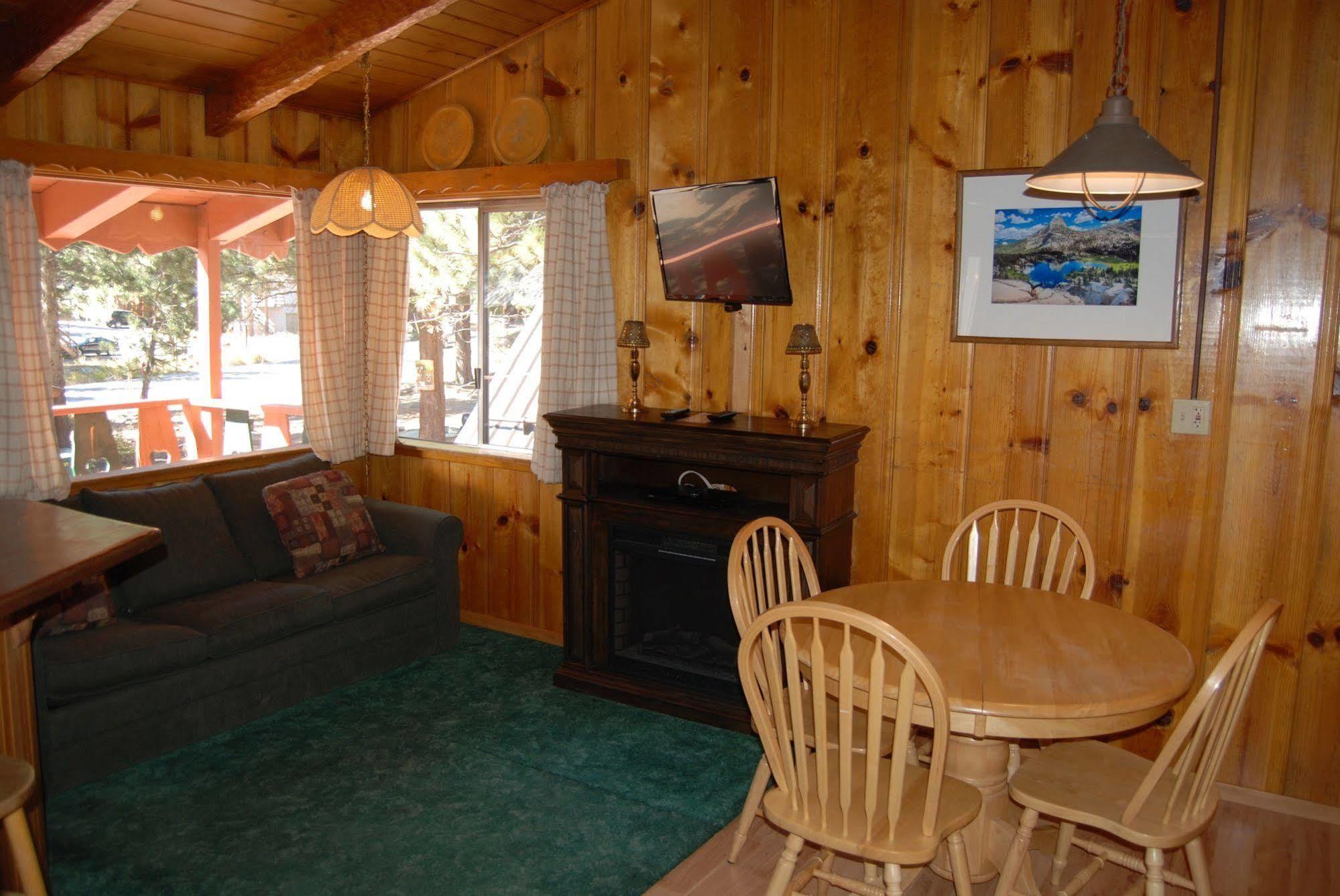 Edelweiss Lodge Мамът Лейкс Екстериор снимка